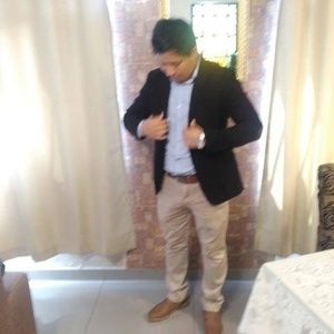 Meet your Posher, Omar andres